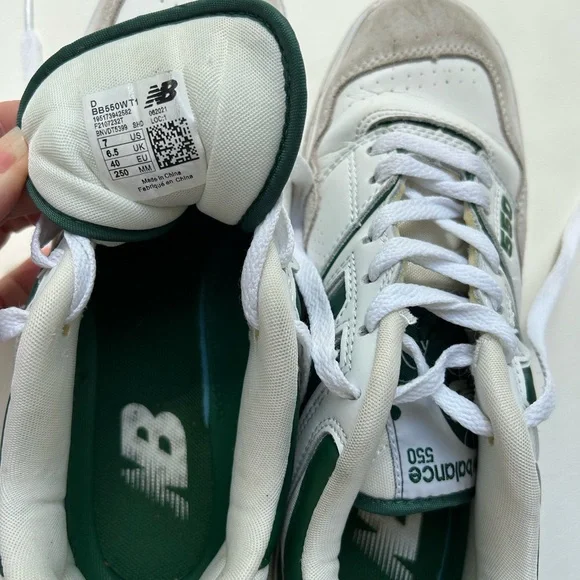 New Balance Women's Shoes - Green and White - Picture 4 of 5